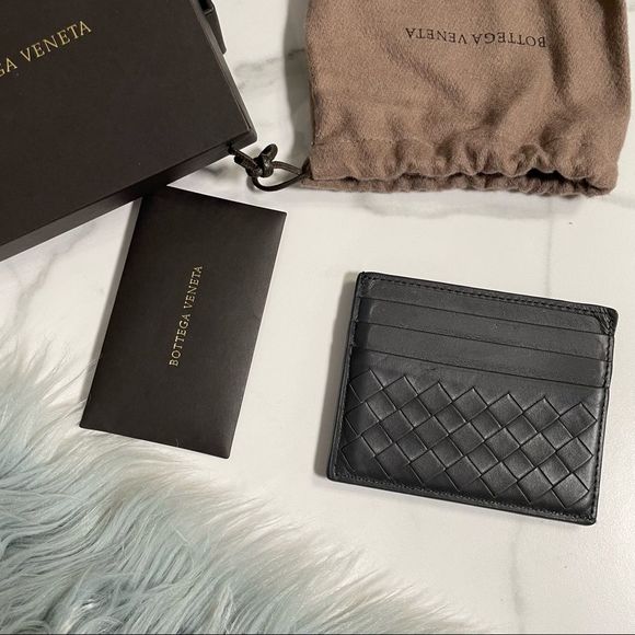 Bottega Veneta Other - SOLD✨BOTTEGA VÉNETA Intrecciato Card Wallet - Black